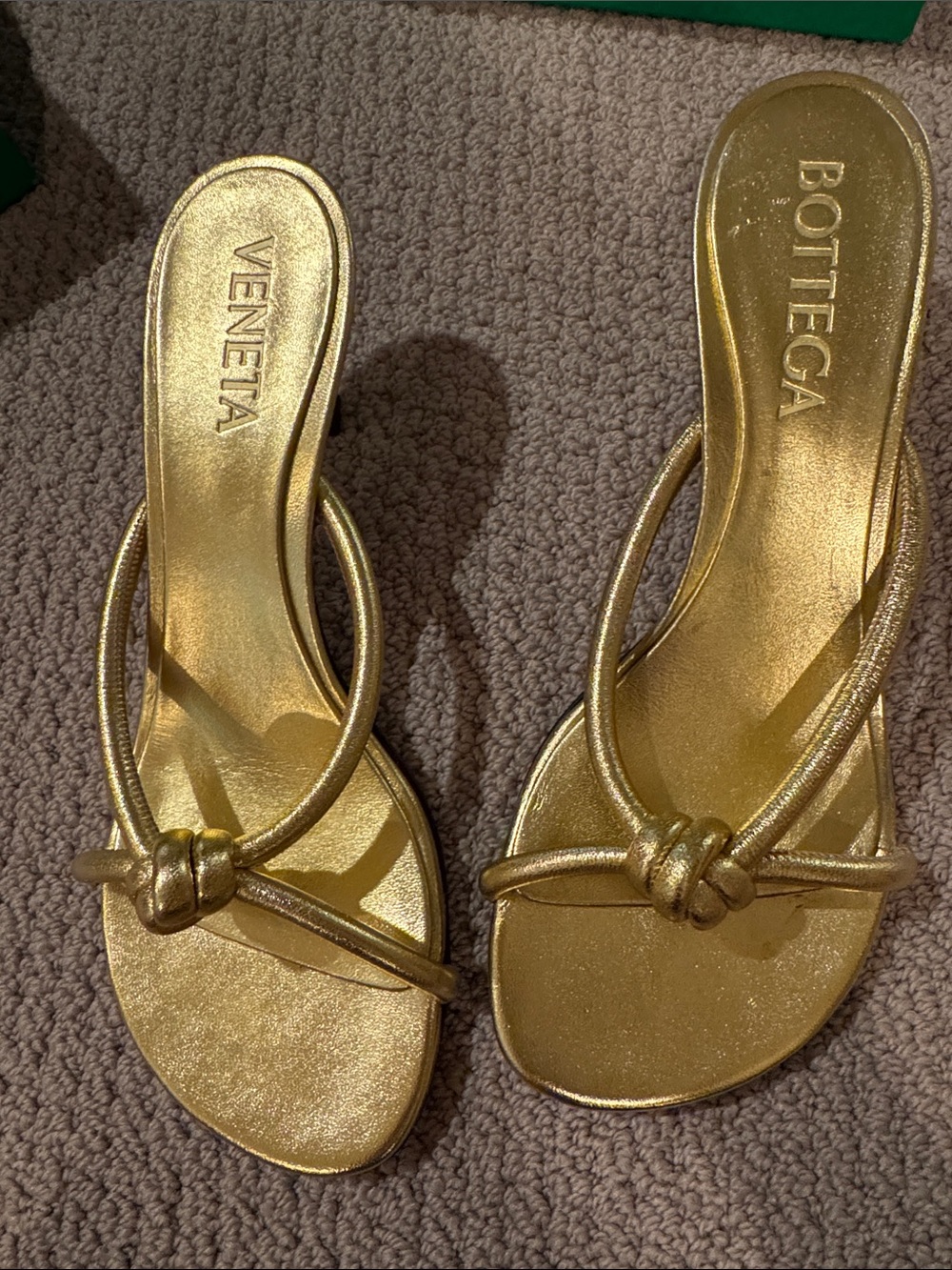 Bottega Veneta Metallic Gold Knot Leather Slide Sandals - Picture 9 of 9